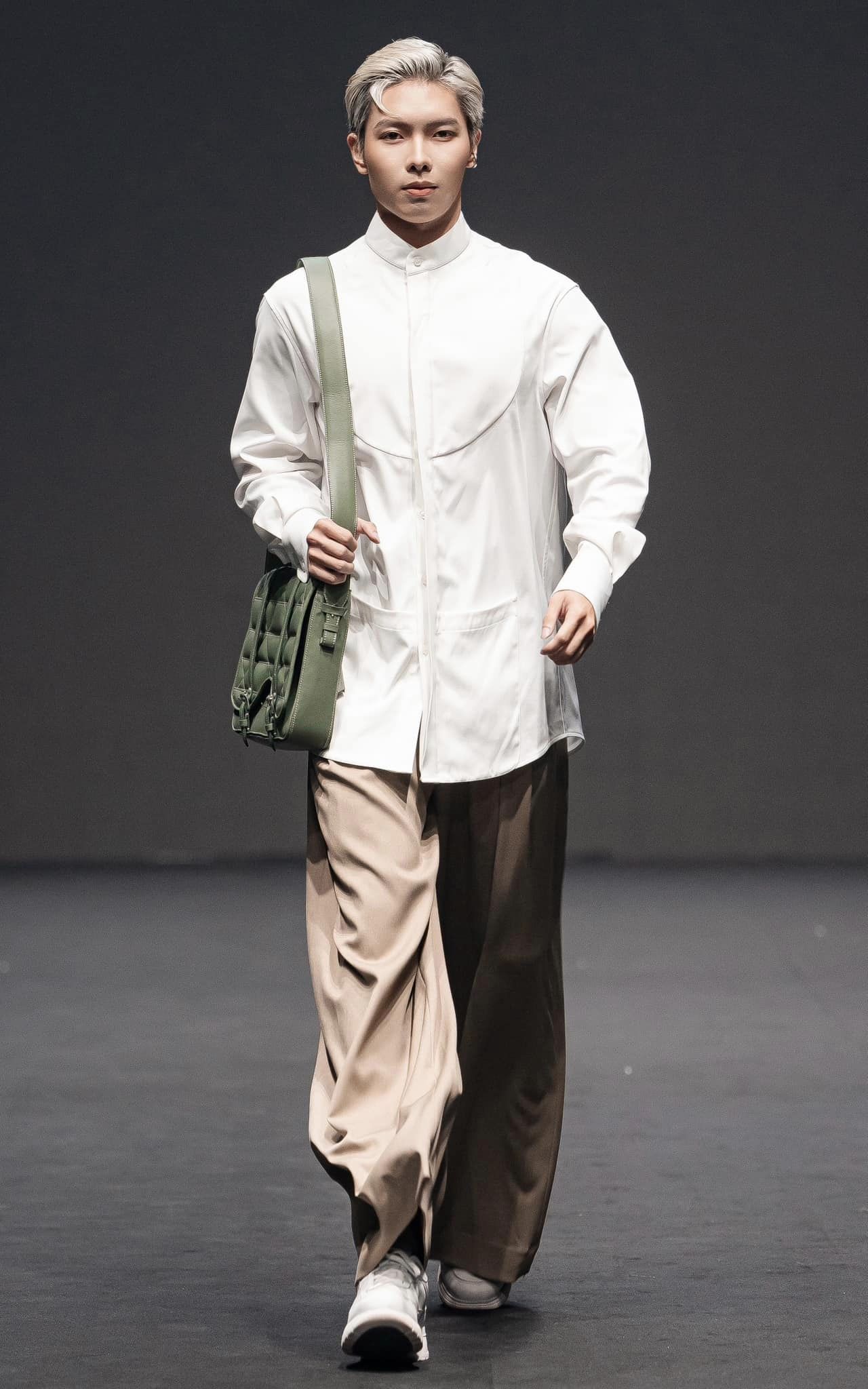 [LEEH x PHAN DANG HOANG] Emulate Bag - Green - Leeh.vn